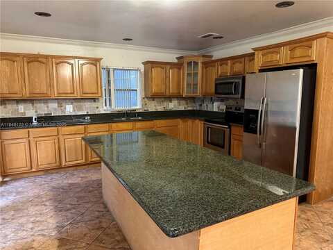12027 SW 273rd St, Homestead, FL 33032