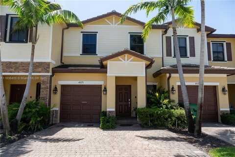 4675 Santa Cruz Way, Davie, FL 33314