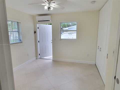 19211 NW 48th Ct, Miami Gardens, FL 33055