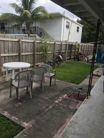 1021 NE 17th Ave, Fort Lauderdale, FL 33304