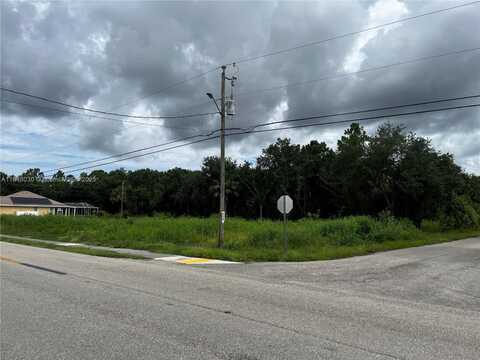 1707 E 6th St, Lehigh Acres, FL 33972