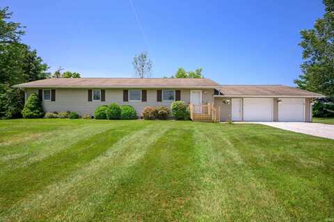 1454 S Gadbury Road, Hartford City, IN 47348