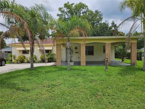 1304 N CRYSTAL TERRACE, PLANT CITY, FL 33563