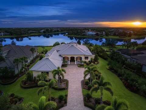 16336 DAYSAILOR TRAIL, LAKEWOOD RANCH, FL 34202