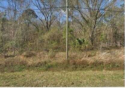 10685 & 10695 HENNESSEY AVENUE, HASTINGS, FL 32145