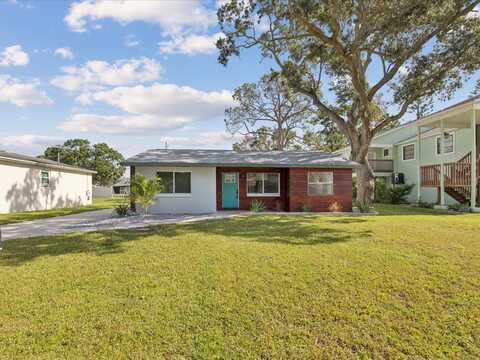 151 80TH AVENUE NE, Saint Petersburg, FL 33702