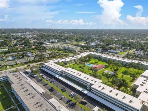 4890 BAY STREET NE, Saint Petersburg, FL 33703