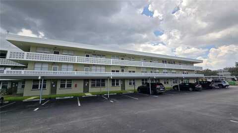 4890 BAY STREET NE, Saint Petersburg, FL 33703