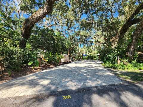 316 ROAN ROAD, RIVER RANCH, FL 33867