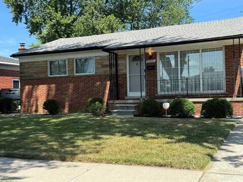 20931 Bayside, Saint Clair Shores, MI 48081
