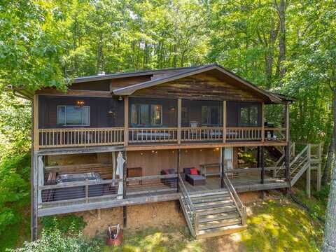 413 Tuskeegee Acres, ROBBINSVILLE, NC 28771