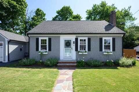 6 Danbury Rd, Weymouth, MA 02190