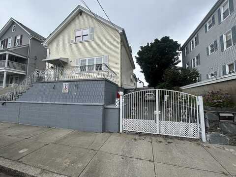 69 Mott St, Fall River, MA 02721