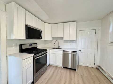 740-742 Main St, Weymouth, MA 02190