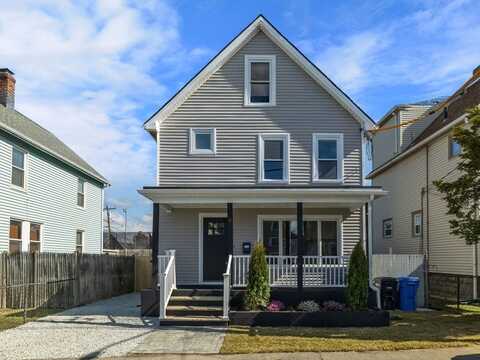 9 Fennell St, Somerville, MA 02145