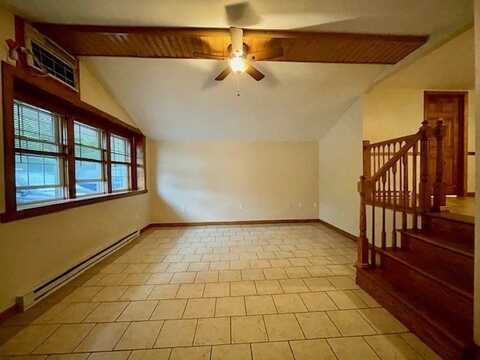 239 Main St, Winchendon, MA 01475