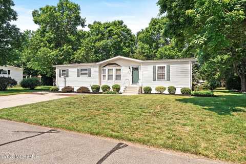 3 Copperfield Drive, Plumsted, NJ 08533