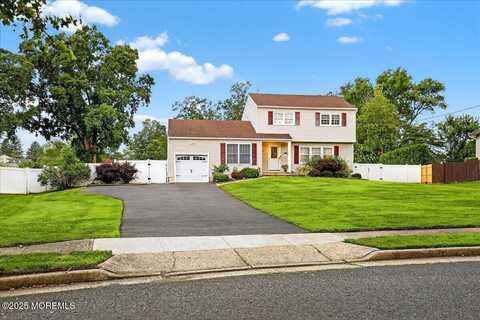 13 Highland Drive, Manalapan, NJ 07726