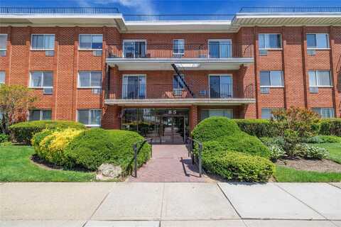 85 S CENTRE AVENUE, Rockville Centre, NY 11570