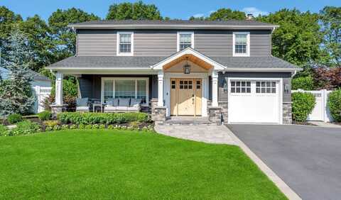 98 Gainsborough Road, Holbrook, NY 11741