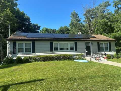 28 Hillcrest Drive, Salisbury Mills, NY 12577