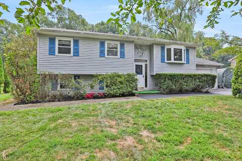 187 Riverview Drive, Fishkill, NY 12524