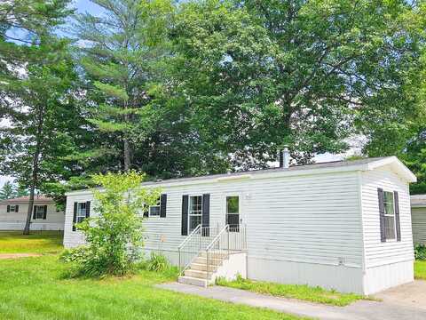 136 Pine Tree Lane, Farmington, ME 04938