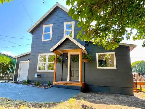 208 Woodland Street, Thompson Falls, MT 59873