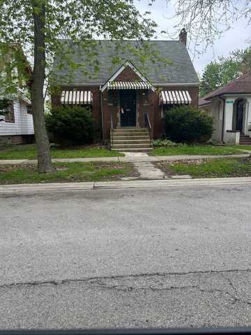 13819 S State Street, Riverdale, IL 60827