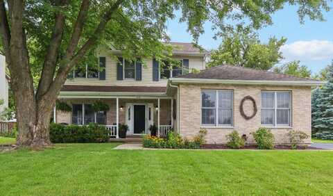 2101 Red Barn Court, Woodstock, IL 60098