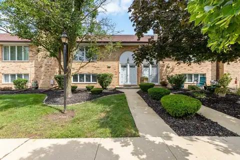 7308 W 153rd Street, Orland Park, IL 60462