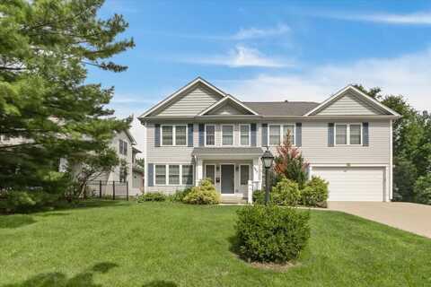 927 S CHARLOTTE Street, Lombard, IL 60148