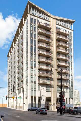 740 W Fulton Street, Chicago, IL 60661