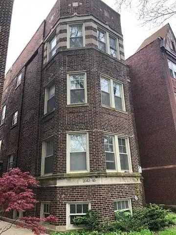 2043 W Berwyn Avenue, Chicago, IL 60625