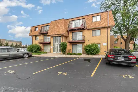 4827 W 109th Street, Oak Lawn, IL 60453