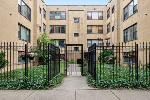 7409 N Seeley Avenue, Chicago, IL 60645