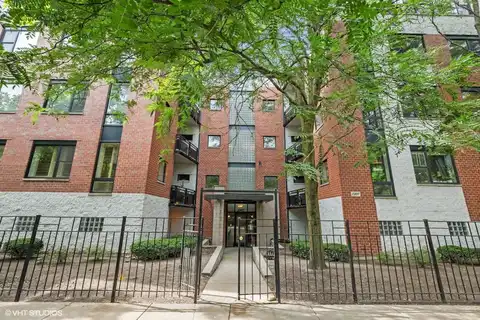 2307 W Wolfram Street, Chicago, IL 60618