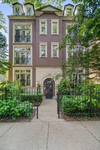 2224 N Orchard Street, Chicago, IL 60614
