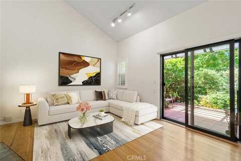 15 Coronado Court, Manhattan Beach, CA 90266