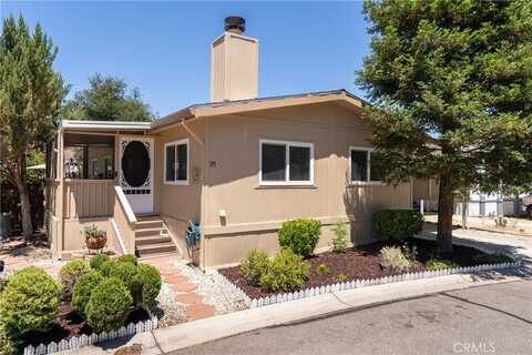 35 Via Santa Barbara, Paso Robles, CA 93446
