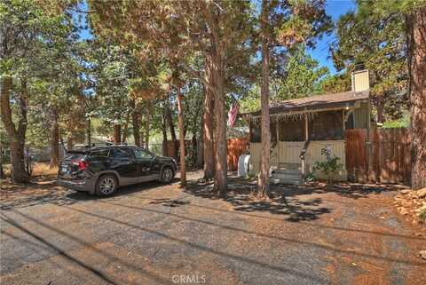 428 Maple Lane, Sugarloaf, CA 92386