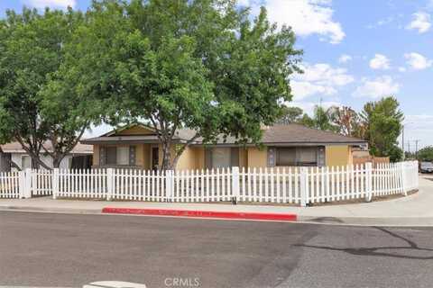 892 Margaret Avenue, Hemet, CA 92543