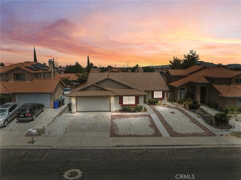 13768 Foxfire Road, Victorville, CA 92392