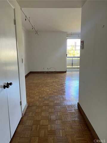321 S San Vicente Boulevard, Los Angeles, CA 90048