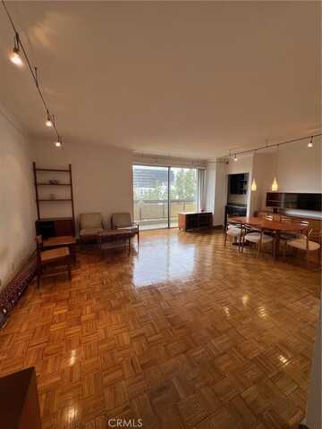 321 S San Vicente Boulevard, Los Angeles, CA 90048