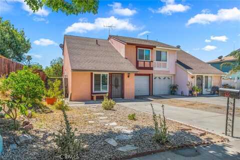 6864 John Dr, Riverside, CA 92509