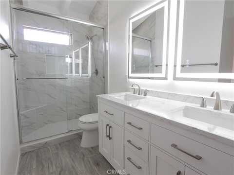 835 Amigos Way, Newport Beach, CA 92660