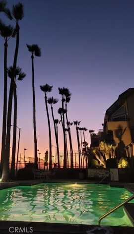 1200 Pacific Coast Hwy SW, Huntington Beach, CA 92648