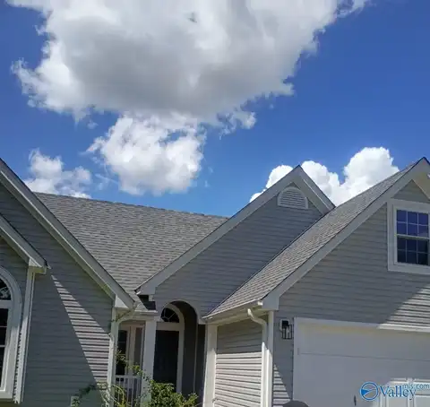 2508 Bonnie Oaks Drive SW, Huntsville, AL 35803