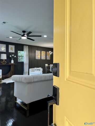 606 Homer Nance Road, Huntsville, AL 35811